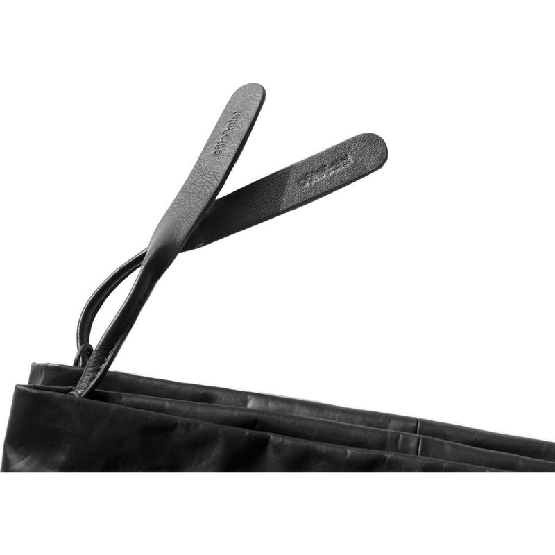 Cote&Ciel OB Medium Coated Memory Clutch | Jade Black 28456