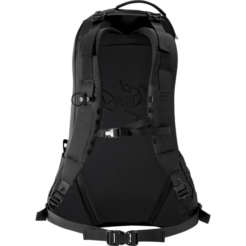 Arc'teryx Arro 22 Backpack | Black/Blue Tetra 226428