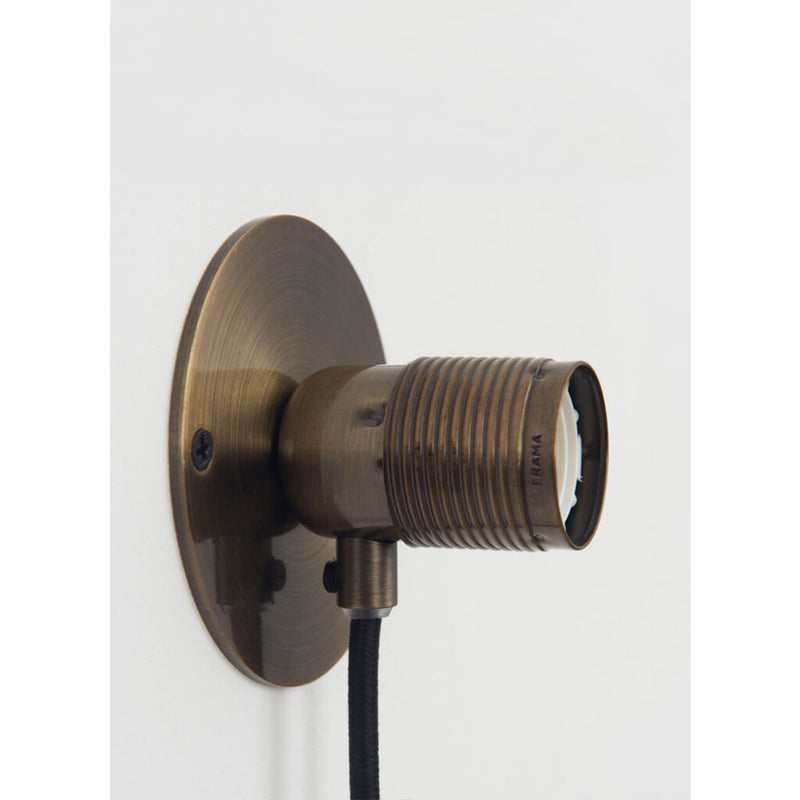 FRAMA E27 Wall Light | Medium (ø25 cm)