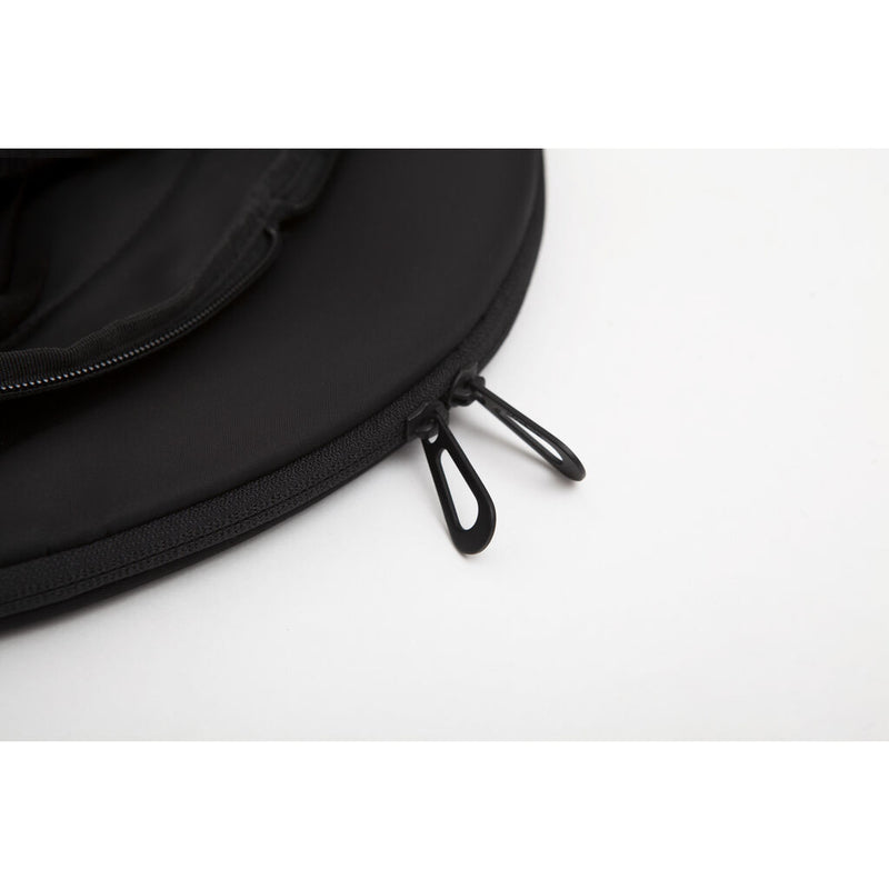 Cote & Ciel Hala S Sleek Crossbody Bag | Black