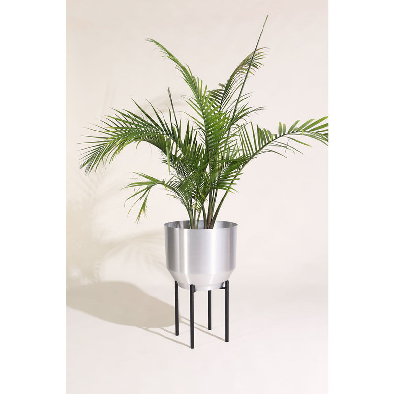 Yield Design Silver Spun Planter