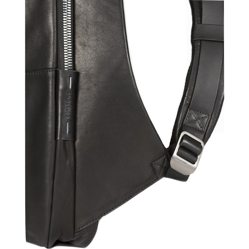 Cote&Ciel Isar Medium Alias Cowhide Leather Backpack | Agate Black 28370