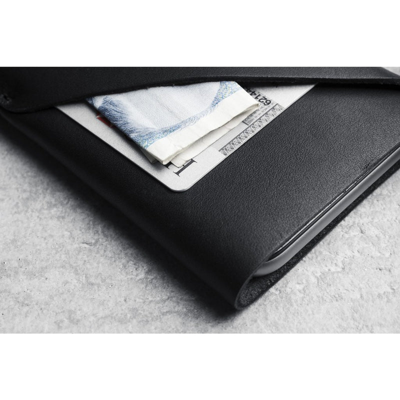 Mujjo Leather Wallet Sleeve for iPhone 7 | Black MUJJO-SL-102-BK