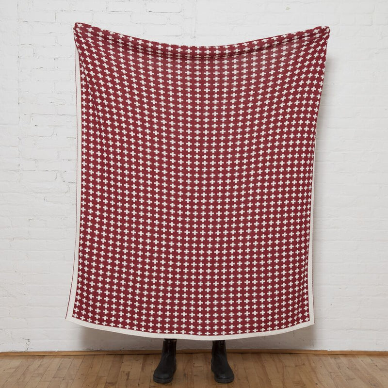 in2green Reversible Repeating Cross Blanket Eco Throw
