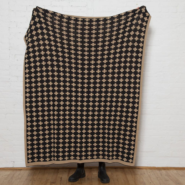 in2green Reversible Wool Small Cross Blanket Eco Throw