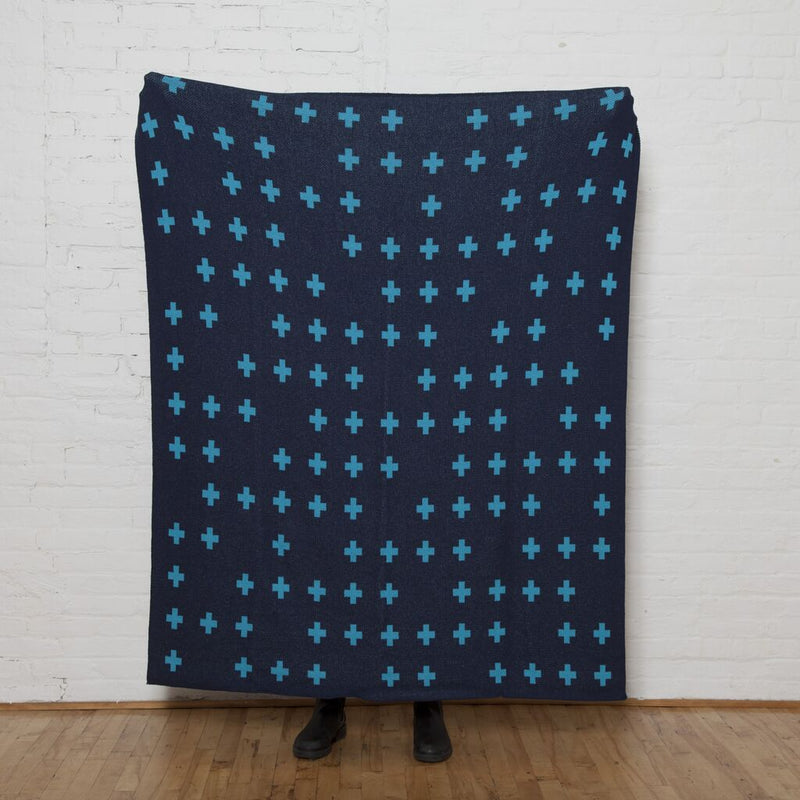 in2green KHS Scattered Cross Blanket Eco Throw