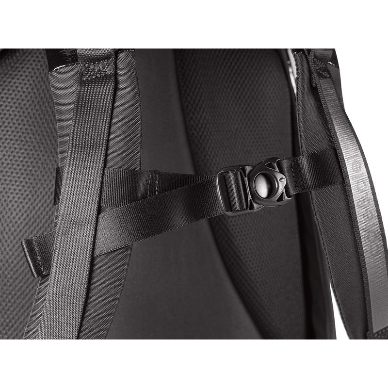 Cote&Ciel Nile Glossy Laquered Polymer Backpack | Liquid Black 28466