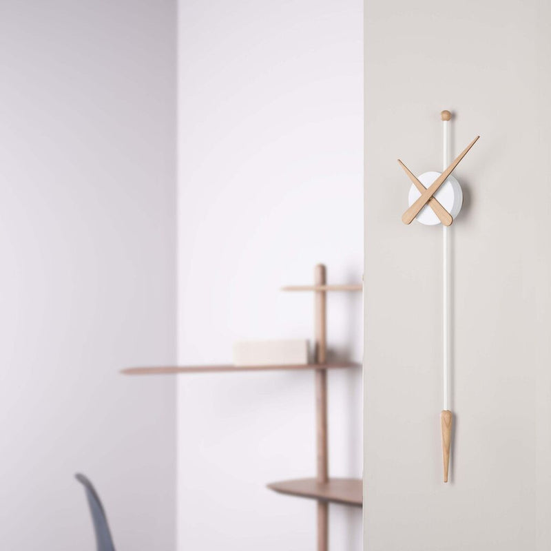 Nomon Punta Wall Clock | Oak finish/Glassfibre/Polystyrene