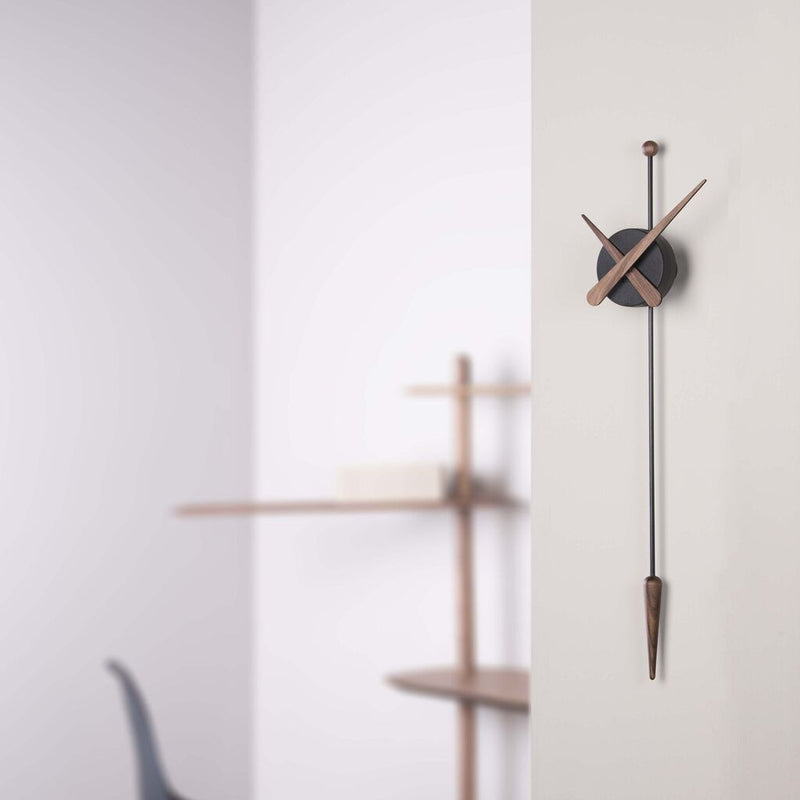 Nomon Punta Wall Clock | Oak finish/Glassfibre/Polystyrene