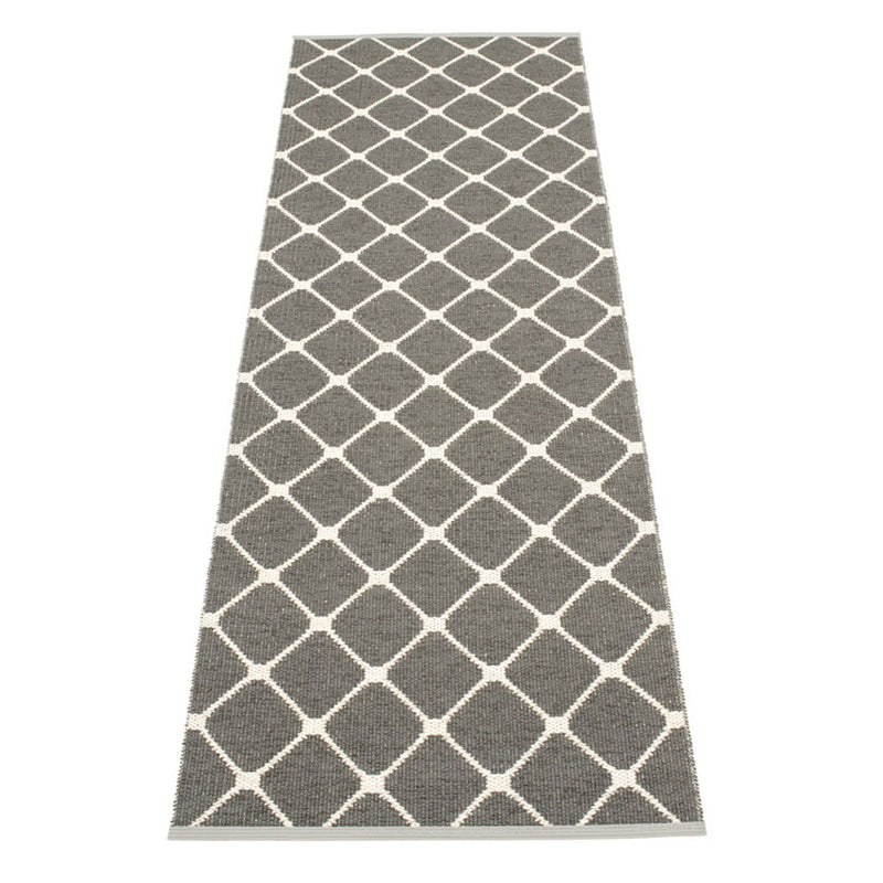 Pappelina Rex Woven Plastic Washable Rug With Double Folded Hemmed Edge 