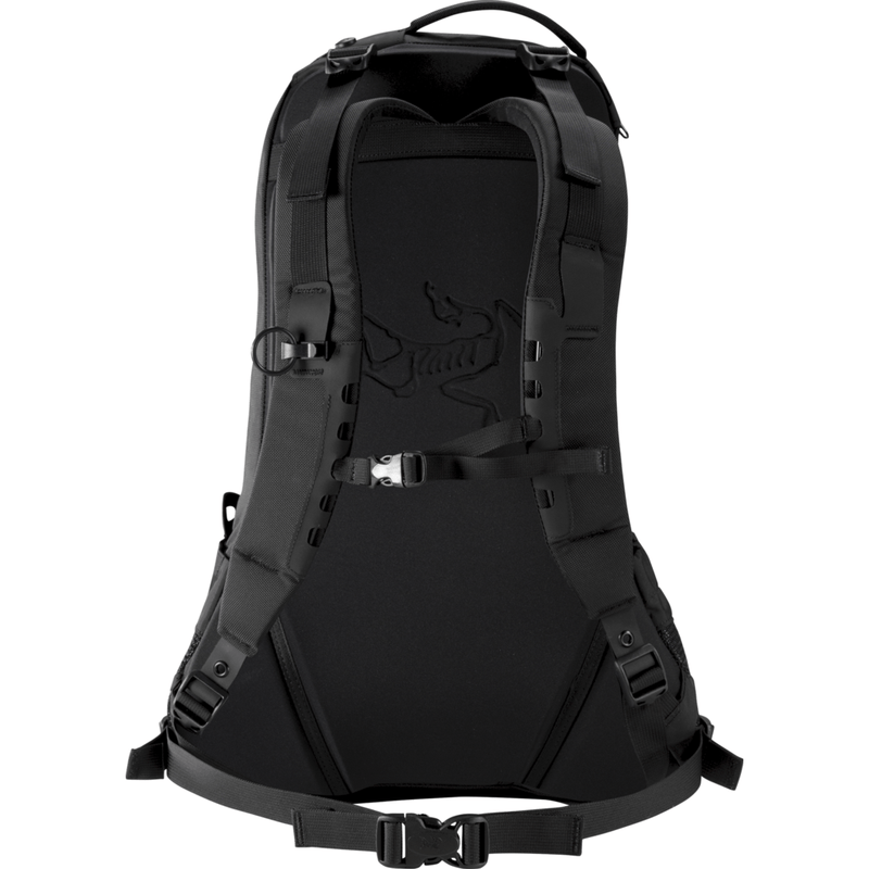 Arc'teryx Arro 22 Backpack Black 52636 – Sportique