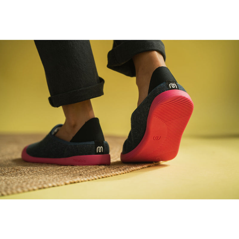 Mahabis Curve Classic Slippers | Dark Grey/Red