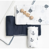 Zestt Saylor Organic Cotton Muslin Swaddle | Navy Blue Sailboats