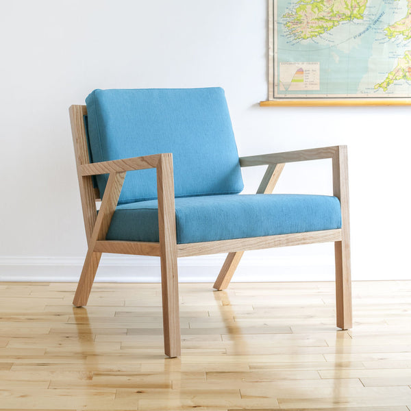 Gus* Modern Truss Lounge Chair | Muskoka Surf Ash ECCHTRUS-mu-an