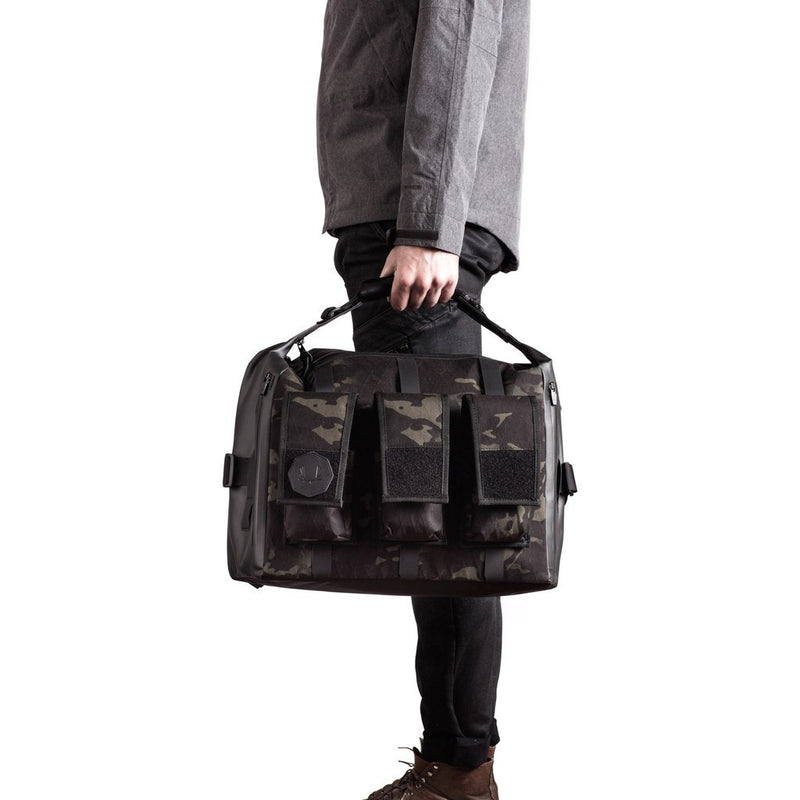 Black Ember Holdall MSNGR Bag  | Jet Black G3B7