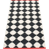 Pappelina Marre Woven Plastic Washable Rug With Double Folded Hemmed Edge 