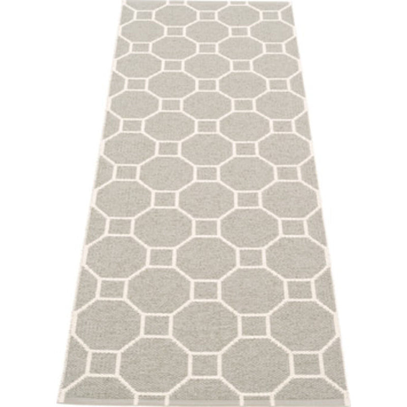 Pappelina Rakel Woven Plastic Washable Rug With Double Folded Hemmed Edge 